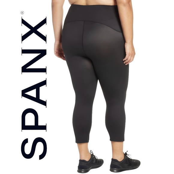 NWOT Spanx Booty Boost Leggings XL Black Cropped High Waisted Sculpting - Picture 1 of 6